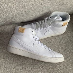 Nike Women's Court Royale 2 Mid High Top
